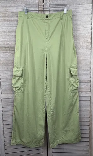 WILD FABLE Women's Wide Leg Pull On Utility/Cargo Pants Light Green-Large thumbnail 1