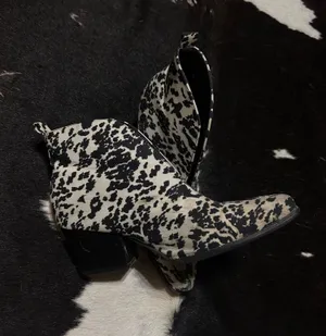 Cattle two stepper cowprint booties Multiple Size 10 thumbnail 1