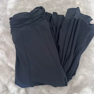 Black flowy boho midi pull on skirt Size M thumbnail 1