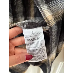 Gap 1969 XS Black Beige Plaid Button Down Shirt thumbnail 6