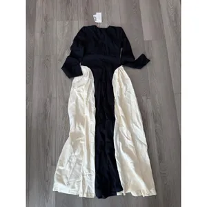 Commense Elegant Contrast Black Cream V-Neck Panel Pleated Long Sleeve Maxi XS thumbnail 5