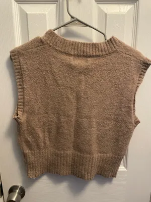 TJ Maxx Sweater Vest thumbnail 2