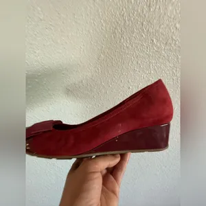 Cole Haan Burgundy Suede Patent Leather Bow Round Toe Wedge Loafers Size 7B‎ thumbnail 8