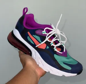 Nike Air Max 270 React thumbnail 1