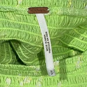 Free People‎ Marigold Smocked Lime 3/4 Sleeve Top Small thumbnail 6