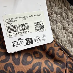 Lululemon leepoard slouchy sling bag  thumbnail 8