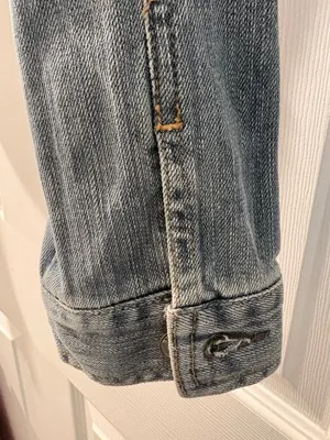 Bitten by Sara Jessica Parker cropped denim Y2K size large 16 x 20 layering tees thumbnail 6