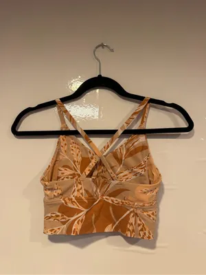 Aerie Crisscross Strappy Crop Top in Tan & Cream Leaf Print‎ thumbnail 3
