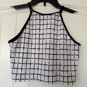 🔥 Y2K Minimalist Grid Print Halter Crop Top | Black & White Aesthetic | Size S 🔥 thumbnail 6