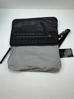 Day & Mood Sting Clutch Wristlet Black Leather Woven Zip Pouch Bag thumbnail 7