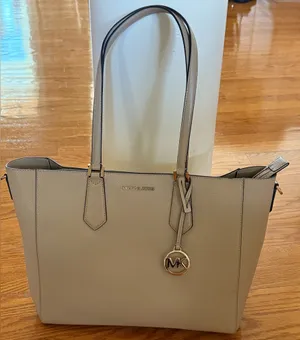 MICHAEL Michael Kors Kimberly Large Beige Tote and Mini Detachable Wallet thumbnail 1