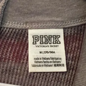 Thin waffle long sleeve thumbnail 3
