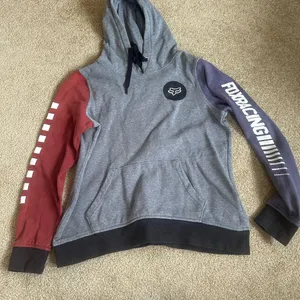 Fox Gray and Red Color-Blocked Hoodie thumbnail 1