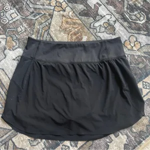 Athleta Black RUN WITH IT‎ HIGH RISE 14 SKORT thumbnail 3