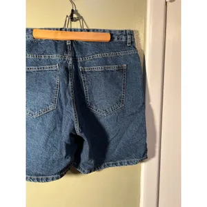 Cotton On Women's Size 10 Midi Denim Dad Shorts Dark Stone Wash 100% Cotton High thumbnail 8