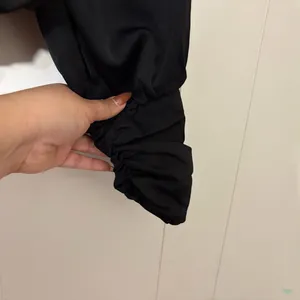Do+Be Black Satin Bubble Hem Crop Top Long Sleeve Ruched Blouse Size S thumbnail 4