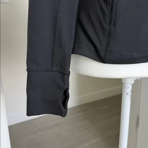 OFFLINE By Aerie The Hugger Full Zip Jacket Black Small thumbnail 6