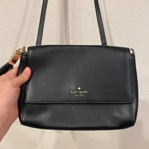 Kate Spade Leather Crossbody Bag VGUC thumbnail 1