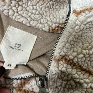 Thread + Supply Sherpa Pullover thumbnail 4