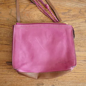 Tignanello Pink Leather Crossbody‎ Bag Organizer Purse Brown Trim Tassel Casual thumbnail 2