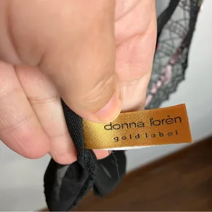 Donna l’oren gold label open front lingerie black floral detail women size large thumbnail 4