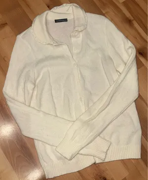 Brandy Melville Sweater thumbnail 1