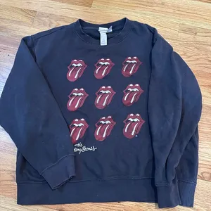 H&M Rolling Stones Sweater thumbnail 1