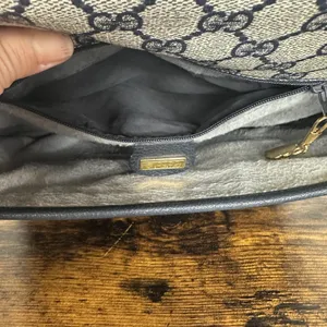 Gucci GG Monogram Vintage Crossbody Bag Medium Beige Blue Canvas Italy thumbnail 3
