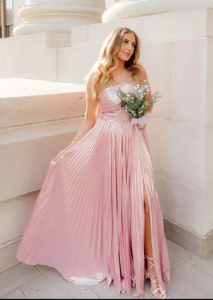 Blush Pink Pleated Prom/Formal Dress thumbnail 2