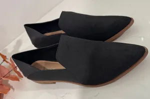 Wonderly Black and Tan Women's Flats thumbnail 1