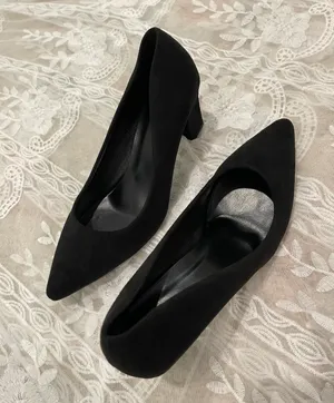 SheIn Pointed Toe Faux Suede Chunky Heeled Pumps thumbnail 6