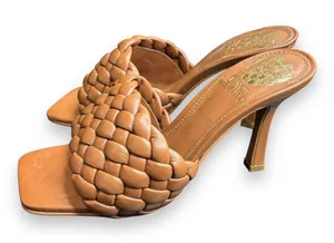 Vince Camuto‎ Leather Quilted Heeled Sandals Brinela Brown Sz 5.5 thumbnail 1