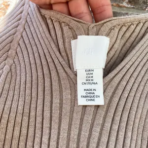 H&M Taupe Ribbed Tank thumbnail 6
