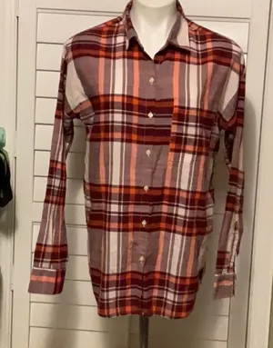 Old Navy Red and White Casual Button Down Shirt thumbnail 1