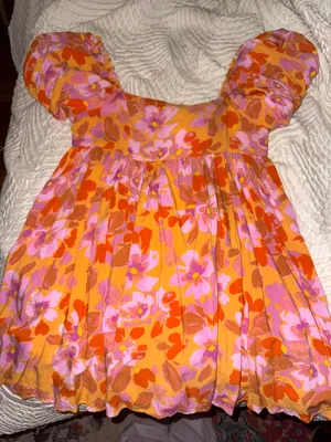 Vestique Floral Dress thumbnail 2