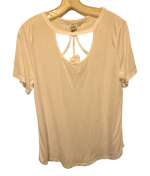 Grace & Emma White Top nwt Size M thumbnail 1