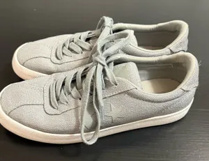 Gray Converse‎ Sneakers size 7 1/2 women’s thumbnail 1