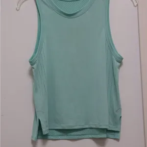 Lululemon train to be tank thumbnail 2