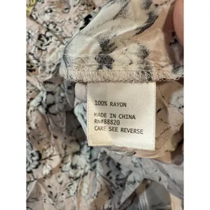 NWT Soirée Women‎ Blouse Short Sleeve Pale Pink Floral Crew Neck Size 1X thumbnail 6