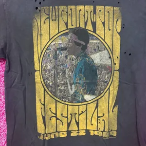 Jimi Hendrix 1969 Newport Pop Festival Distressed Rock Tee M thumbnail 2
