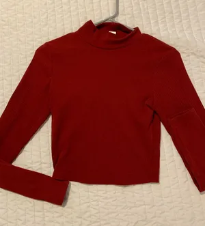 Women's Red Long Sleeve Top Bozzolo Turtle Neck Crop Top Medium EUC thumbnail 1