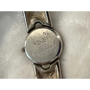 Gruen‎ Quartz Bangle Watch Red and Silver Tone Stylish Womens Jewelry thumbnail 7