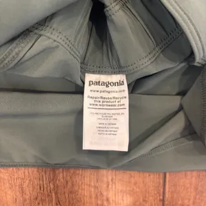 Patagonia Fleetwith Dress Kale Green Scoop Neck Sleeveless Hike REI Women Medium thumbnail 4