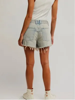 FREE PEOPLE NWOT We The Free Now Or Never Denim Shorts / Well Worn thumbnail 3