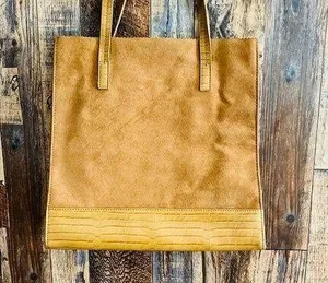 Faux leather women's handbag brown 12 in wide x 12 long excellent condition thumbnail 1