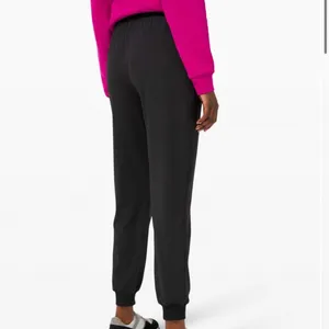 Lululemon Keep Moving Jogger Black Luxtreme Stretch High Rise 4 Travel‎ Commute thumbnail 2