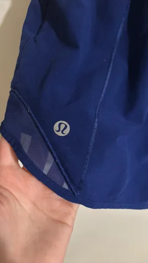 Lululemon shorts thumbnail 2