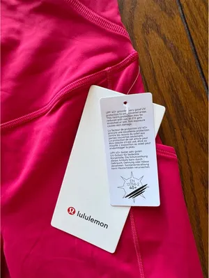 Lululemon Fast & Free High Rise 25” With Pockets Mulberry Spark Size 6 NWT thumbnail 5