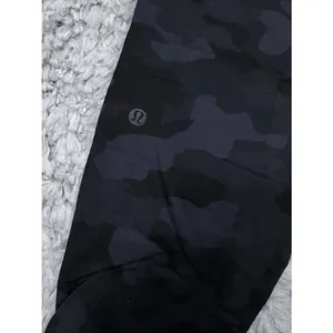 Lululemon Ready To Rulu Jogger Pants 29" Black Gray Camo Size 6 Women's thumbnail 6