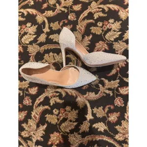 BCBG Generation Light Gray Bling Heels 4 Wedding Or Formal Event Sz 10 thumbnail 3